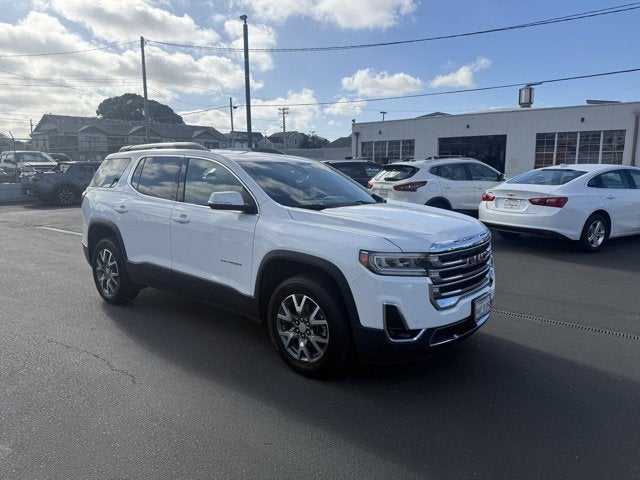 2023 GMC Acadia SLT