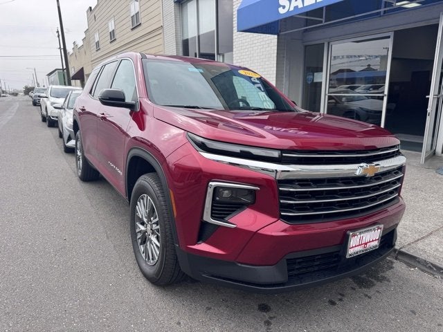 2025 Chevrolet Traverse LT