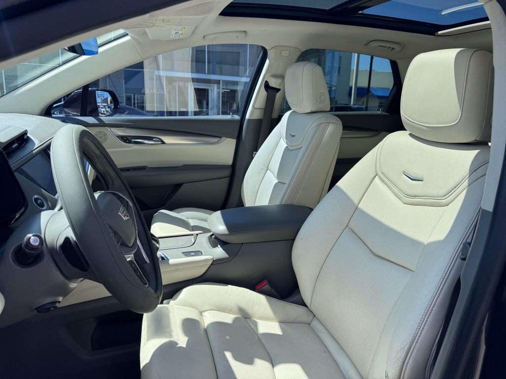 2017 Cadillac XT5 Luxury FWD