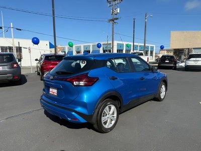 2023 Nissan Kicks S