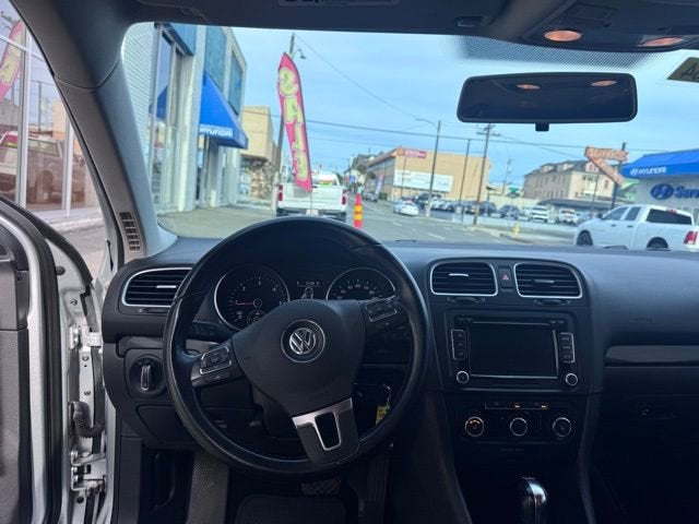 2013 Volkswagen Jetta SportWagen TDI w/Sunroof & Nav