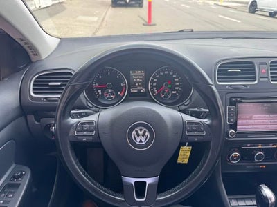 2013 Volkswagen Jetta SportWagen TDI w/Sunroof & Nav