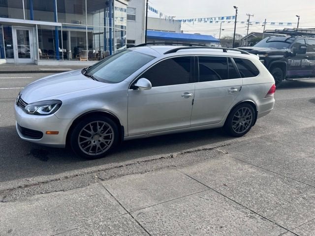 2013 Volkswagen Jetta SportWagen TDI w/Sunroof & Nav