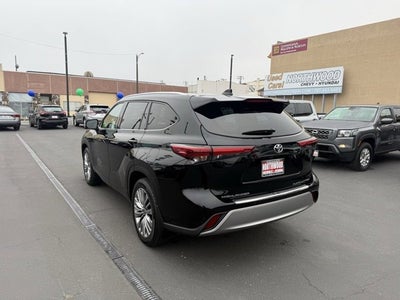 2021 Toyota Highlander Platinum
