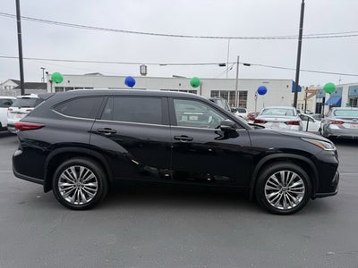 2021 Toyota Highlander Platinum