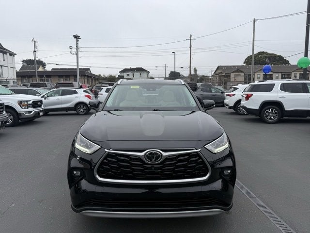 2021 Toyota Highlander Platinum
