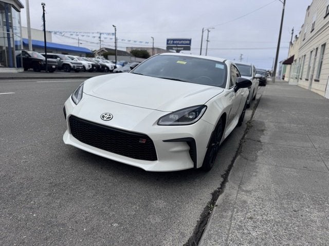 2024 Toyota GR86 Premium