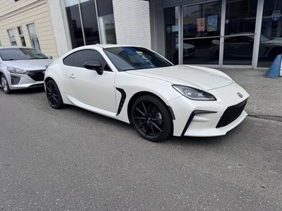 2024 Toyota GR86 Premium
