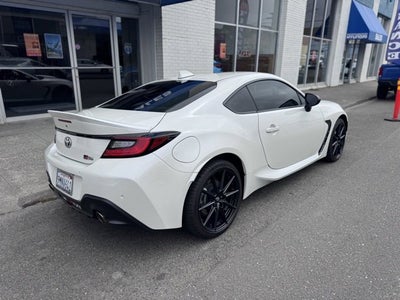 2024 Toyota GR86 Premium