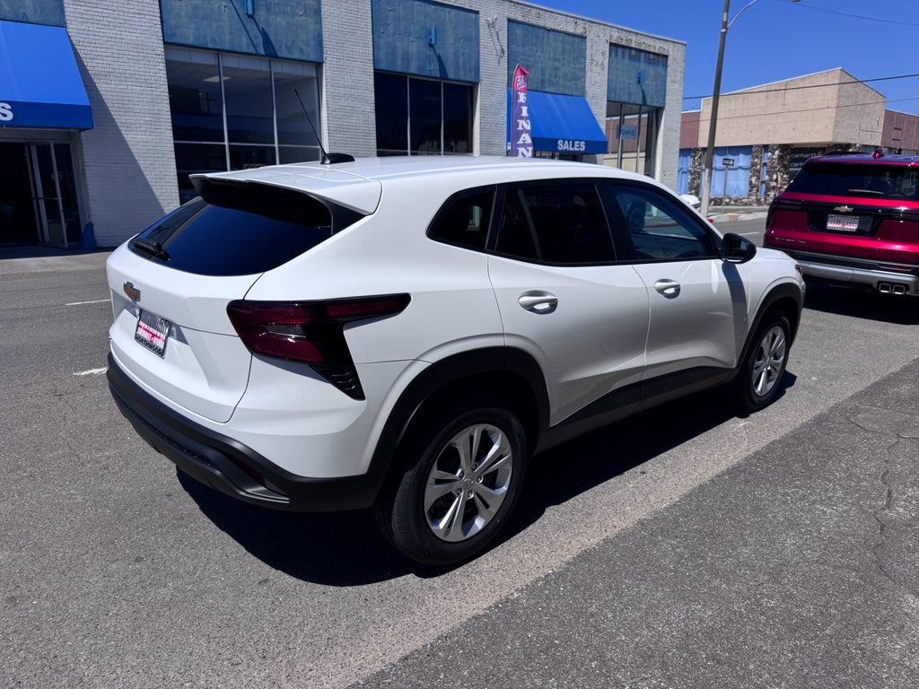 2026 Chevrolet Trax LS