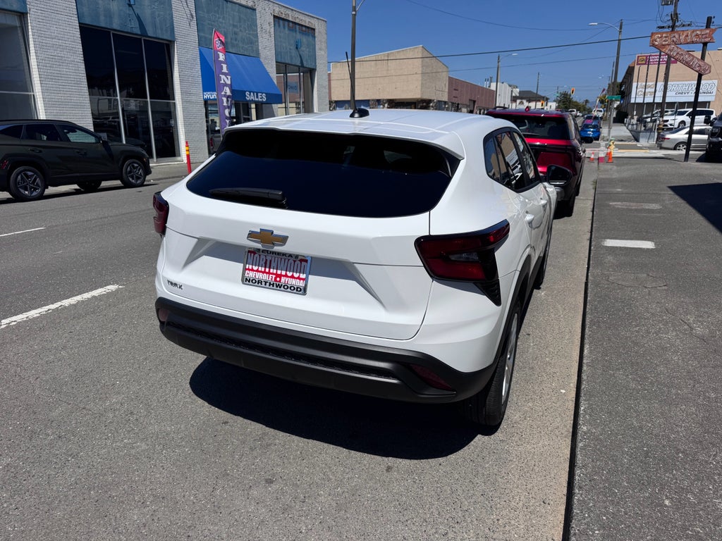 2026 Chevrolet Trax LS