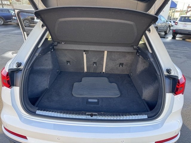 2024 Audi Q3 S line Premium