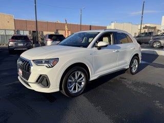 2024 Audi Q3 S line Premium