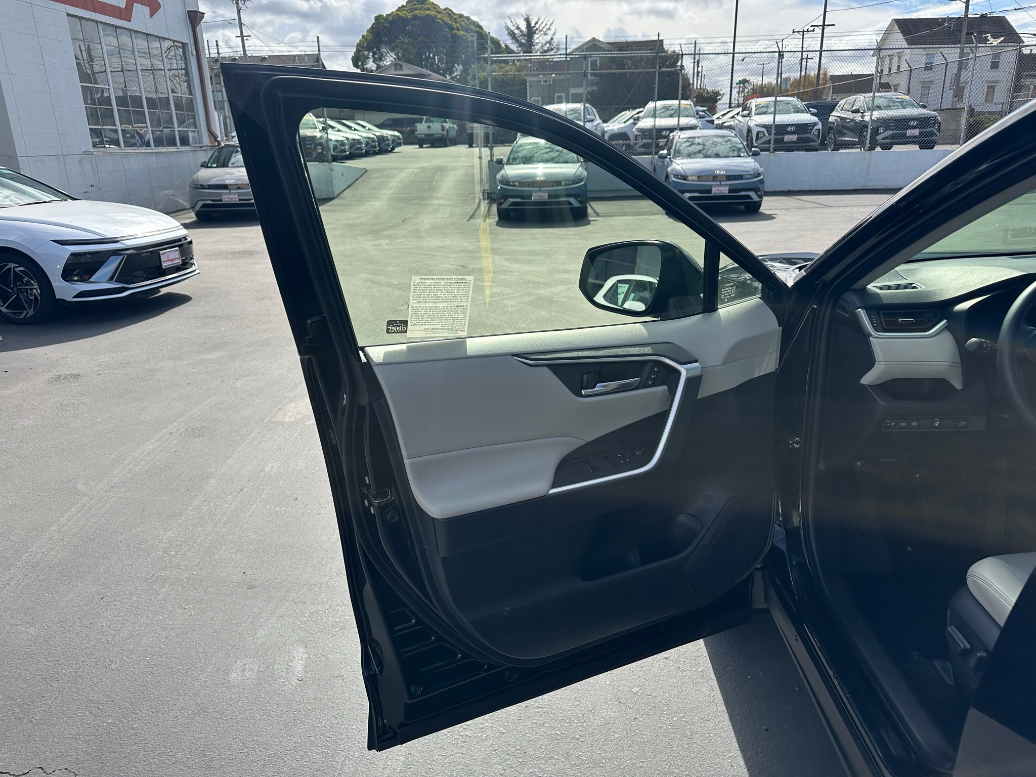 2025 Toyota RAV4 Hybrid Hybrid XLE Premium