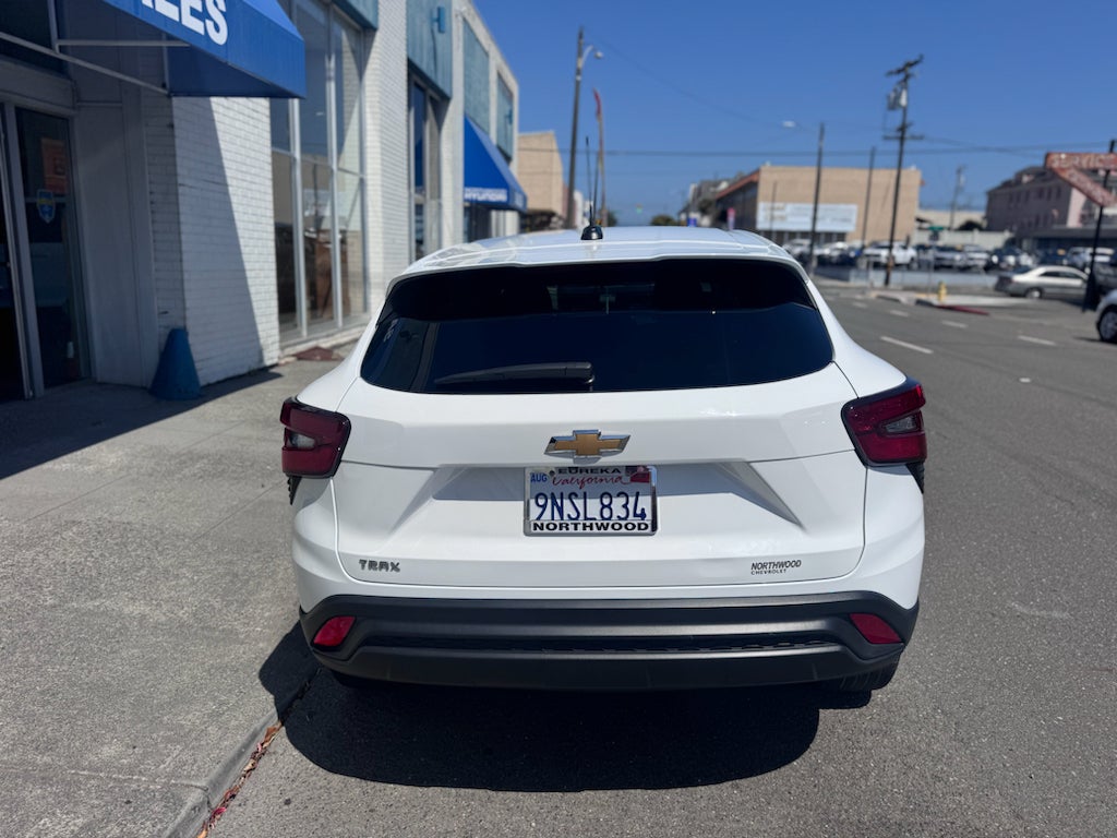 2024 Chevrolet Trax LS