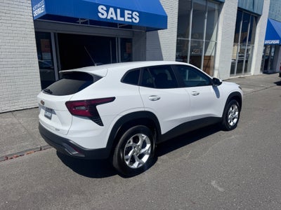 2024 Chevrolet Trax LS
