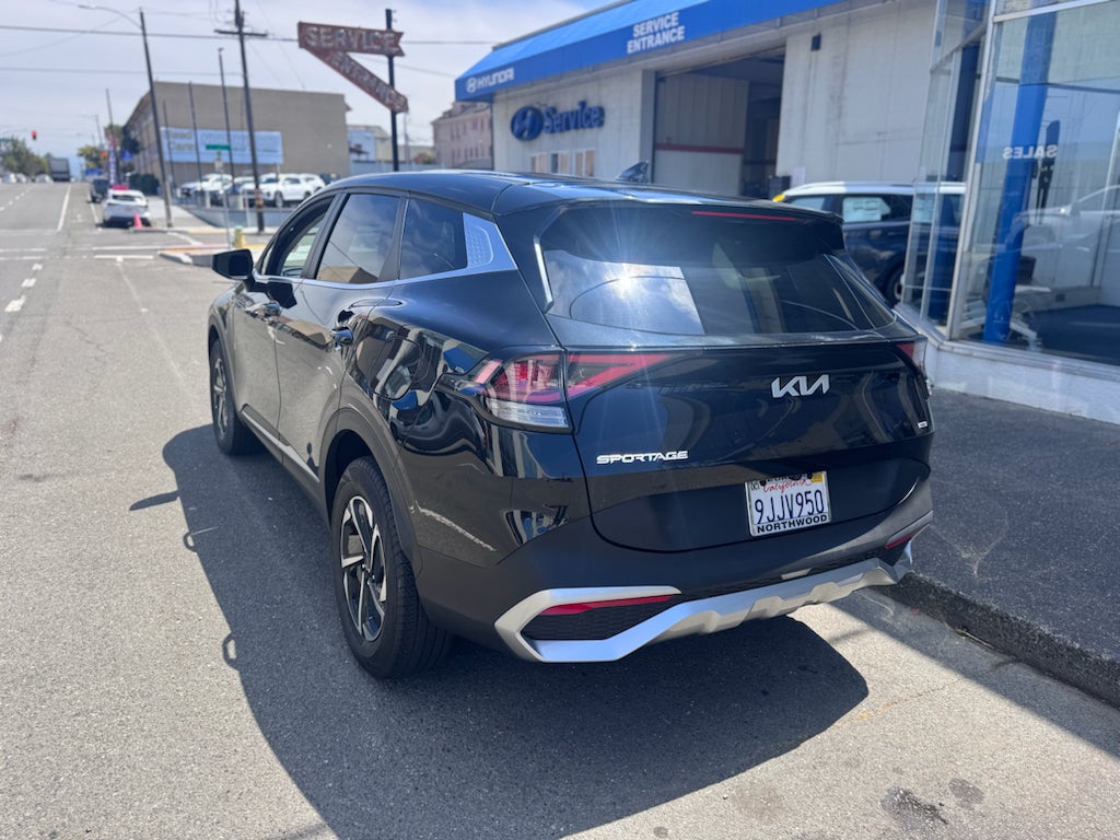 2023 Kia Sportage Hybrid LX